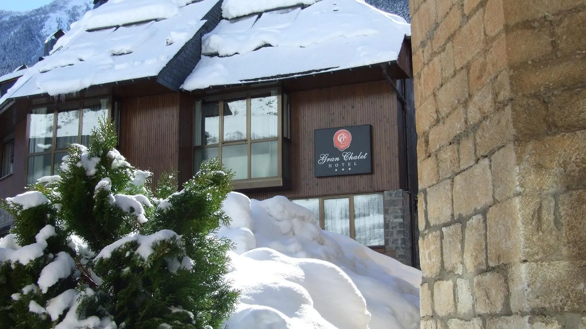 Gran Chalet Hotel & Petit Spa 3*, Vielha